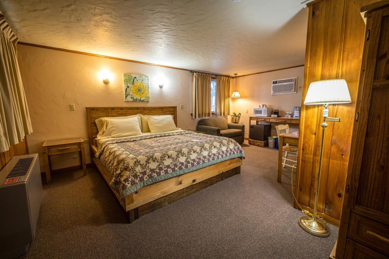 Motel Riverside 2*
